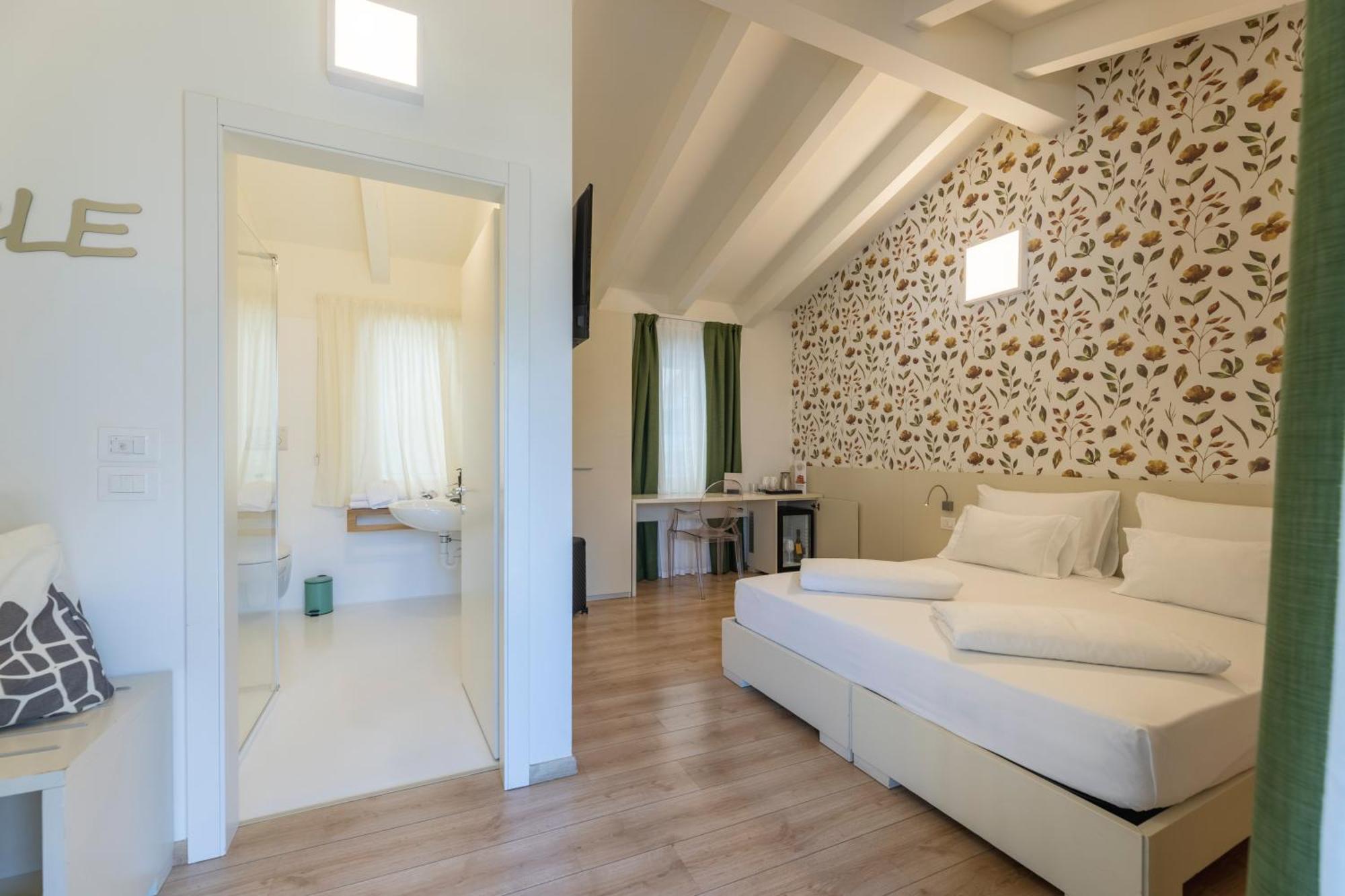 SeeLE Garda Hotel Torbole Sul Garda Exterior foto