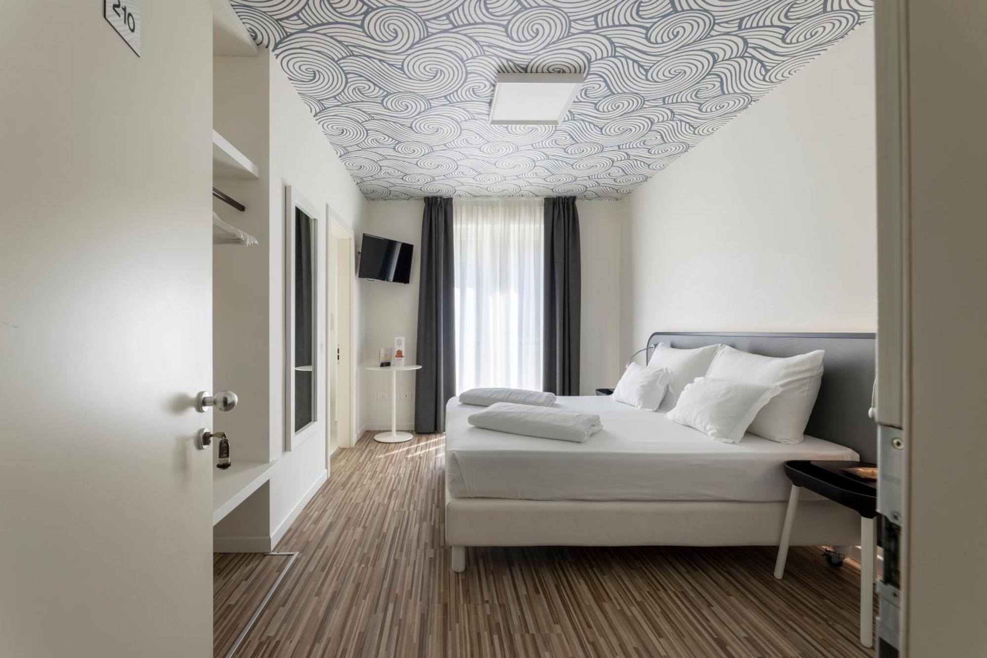 SeeLE Garda Hotel Torbole Sul Garda Exterior foto